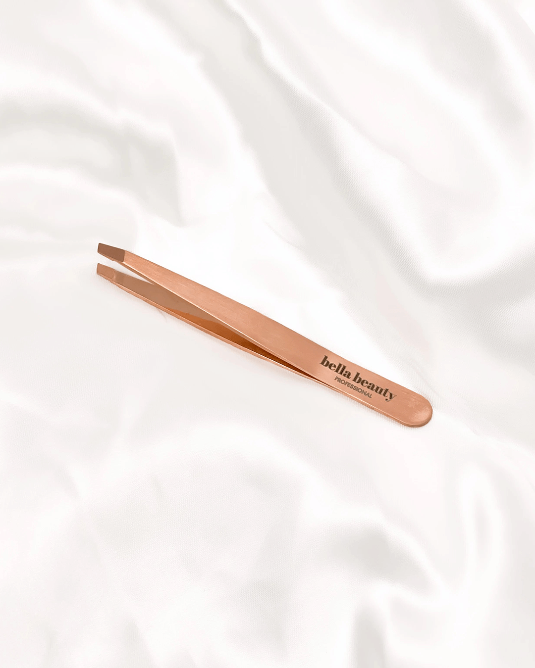 BELLA BEAUTY PRO - Amalfi Tweezer (Slanted)